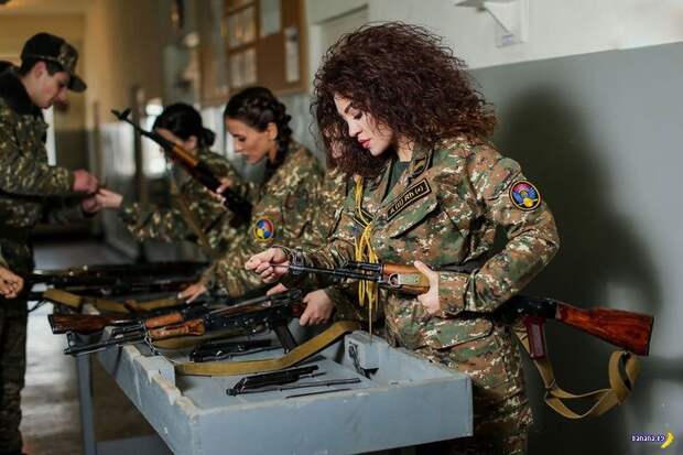Сексуальная армия Армении 