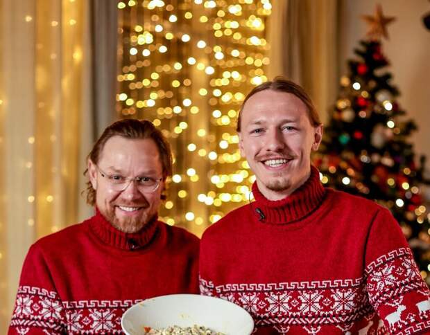 Карпин и Сафонов приготовили оливье в преддверии Нового года