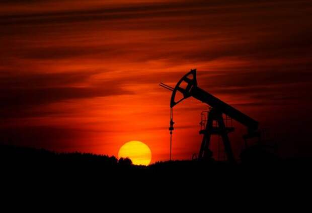 Власти РФ хотят увеличить запасы нефти и газа к 2050 году