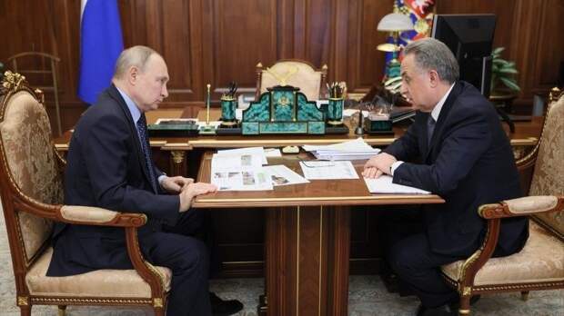 Путин и Мутко обсудили введение льгот на покупку вторичного жилья