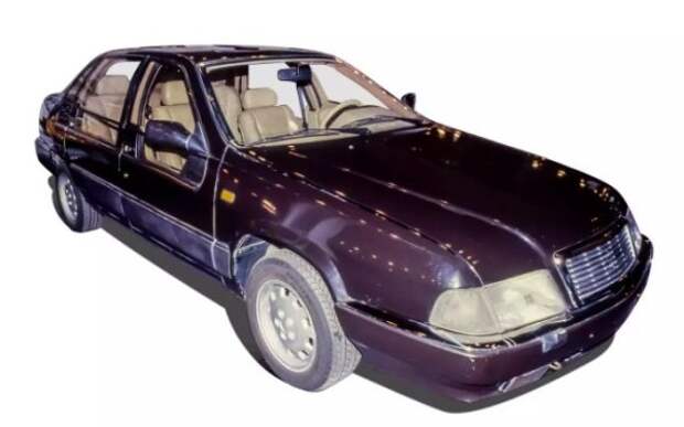 Дизайн ГАЗ-3105 не сногсшибательный, но выглядит машина оригинально и гармонично.Первая версия имеет необычные двери с очень низкой оконной линией.Нижняя часть окна падает, а верхняя остается неподвижной.Такое решение явно не соответствовало бюрократической машине в СССР и было отвергнуто.