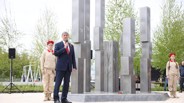 В День Великой Победы в Иннополисе открыли стелу Защитникам Отечества   