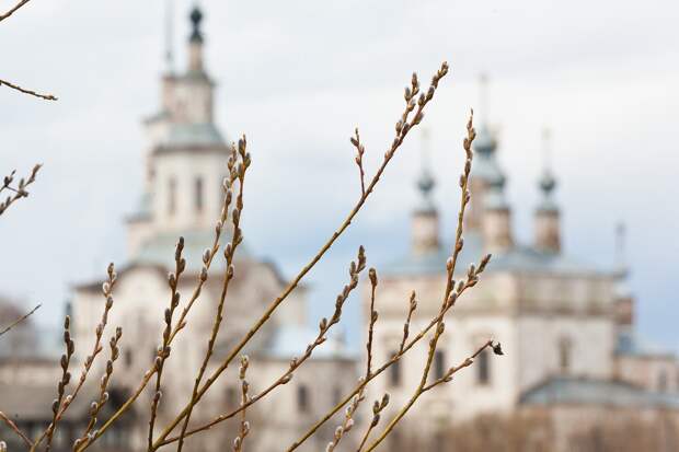 Как отмечать праздники в Великий пост: можно ли пить и веселиться, что съесть