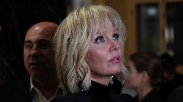 «Ей действительно тяжело»: Валерия поддержала уставшую от образа «сильной женщины» Тодоренко