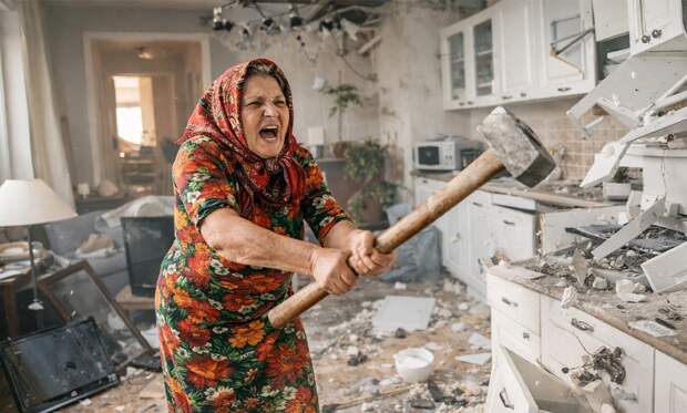 Бабули – "последовательницы Долиной" перешли на новый уровень: Выигравшие в суде покупатели в ужасе