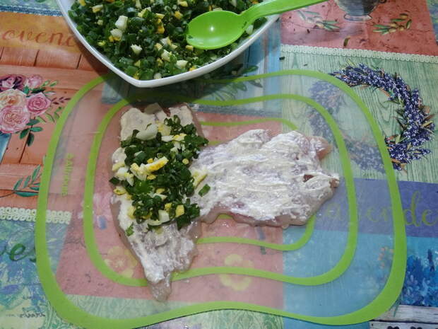 Куриные конвертики без теста с луком и яйцом