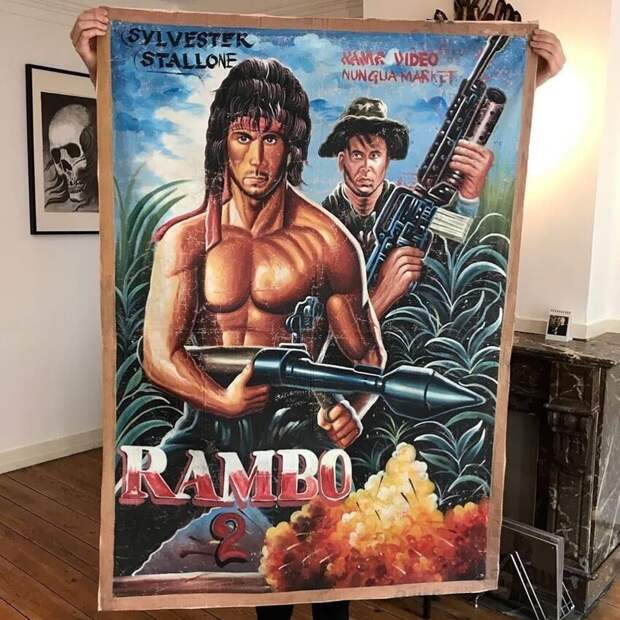 В Африке афиши рисуют по-своему В Африке афиши рисуют по-своему