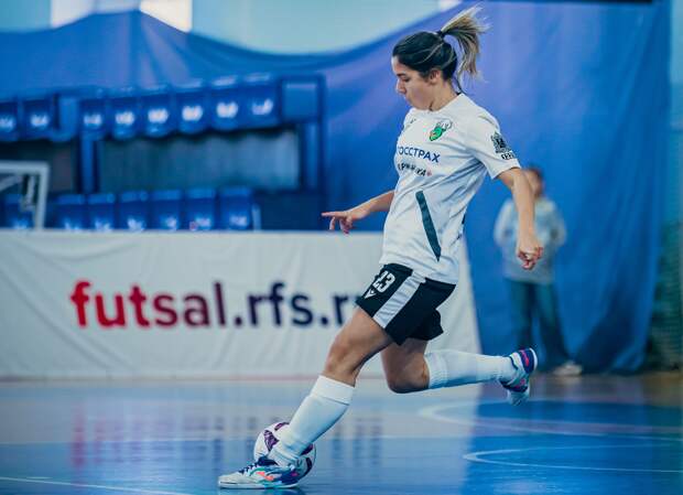 Футзалистки нижегородской «Норманочки» выиграли первый матч в Пензе