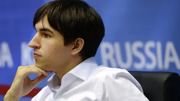 Андрейкин обыграл Фиружу и возглавил таблицу ЧМ по быстрым шахматам