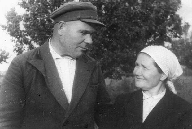 Ф.П. Головатый с женой. Фото из открытого доступа.