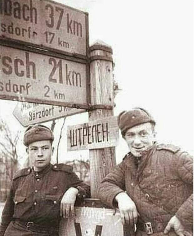 Редкие фронтовые фото советских актёров, участников Великой Отечественной войны