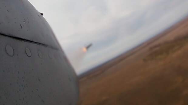 Экипажи Су-25 уничтожили опорник ВСУ в зоне спецоперации