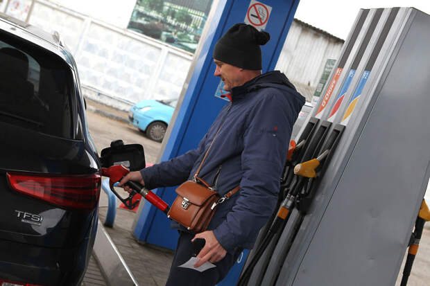Энергетик Родионов объяснил отмену запрета на экспорт бензина поддержкой НПЗ