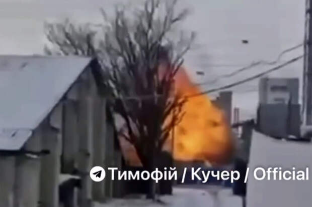 В Днепре дроны атаковали завод США, на улицы вылилось 300 тонн масла