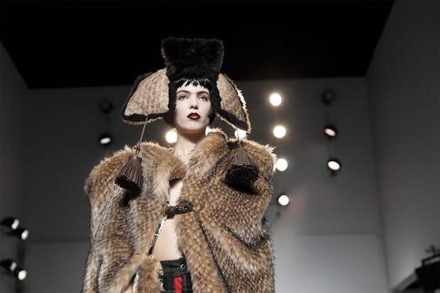 Отвратительная неделя моды прошла на London Fashion Week 2019. Показаны все перспективные тренды
