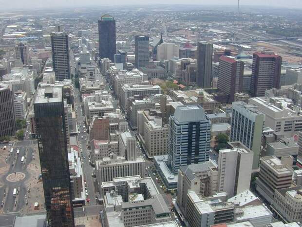 Йоханнесбург как люди живут рядом с зомби - Last Day Club (5)