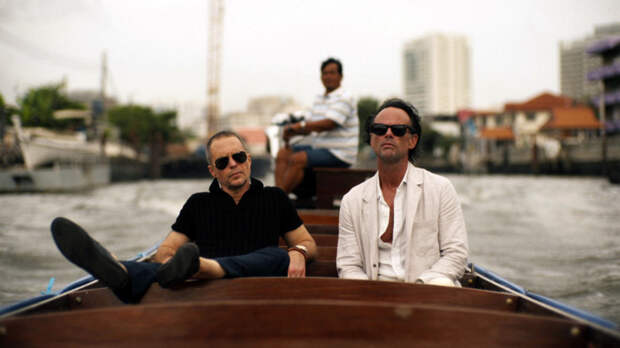 Лучшие сериалы-2025 по версии "Профиля": вирус счастья, голливудские байки и российская тюрьма 1990-х: