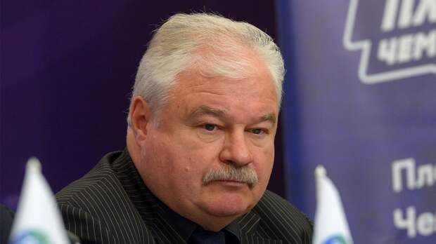 Владимир Плющев назвал фаворита матча «Авангард» — «Металлург»: «Ноги у гостей более свежие»