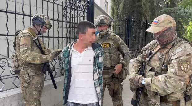 В Крыму задержан мужчина, участвовавший в деятельности незаконного формирования