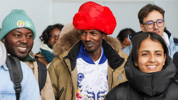 В России квалифицированным иностранцам с апреля начнут выдавать годовые визы