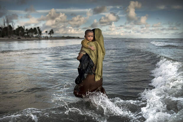 Лица в работах победителей конкурса Siena International Photo Awards 2018