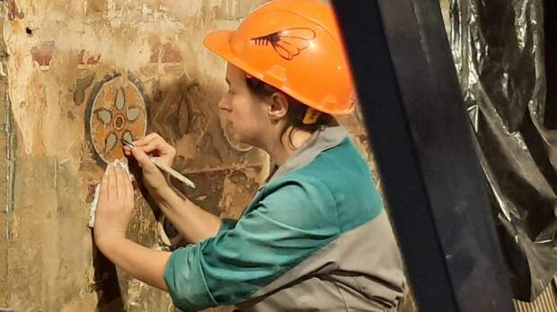 Религиозным организациям Петербурга выделят деньги на ремонт памятников из бюджета