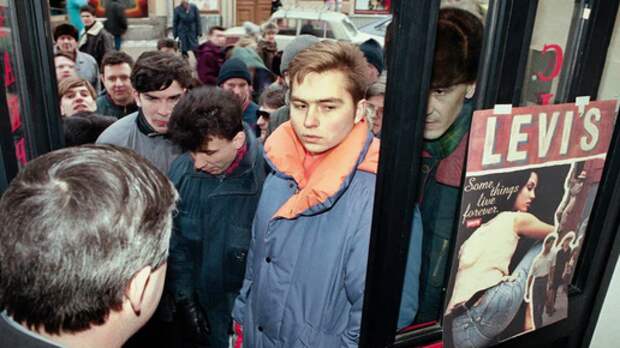 Десять зарубежных товаров, которые в СССР считались символом престижа