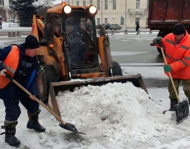 До понедельника ограничено движение еще на 7 улицах Смоленска