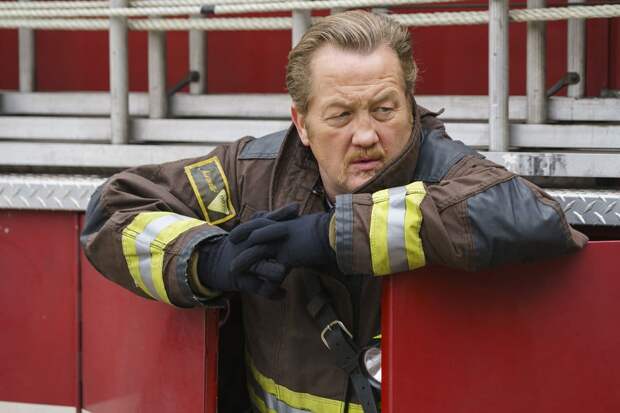 Mouch Contemplates - Chicago Fire Season 5 Episode 9