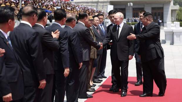 «Не единственный друг». Сближение Путина и Ким Чен Ына может не понравиться Китаю