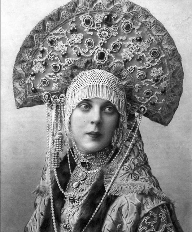 Кокошник – забытая корона русских красавиц