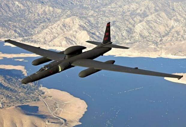 В Китае отчитались о «вытеснении» самолётов-шпионов истребителями Су-30    