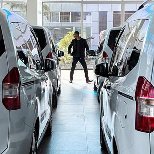 В России из-за снижения спроса подешевели подержанные автомобили