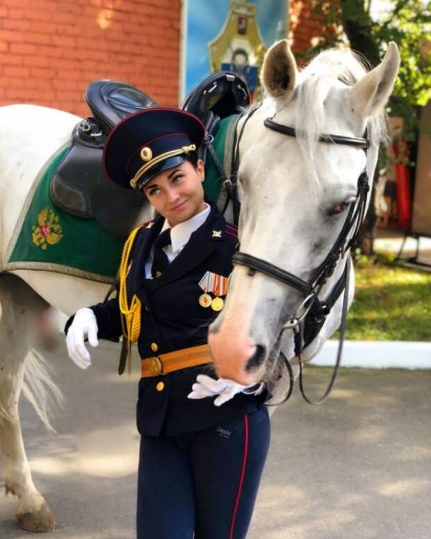 Забавные картинки с девушками