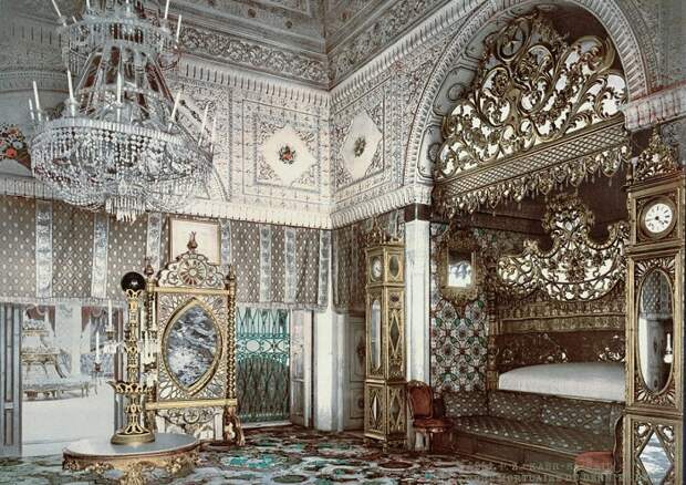 Спальня покойного бея Туниса, Каср-эль-Саид, Тунис.