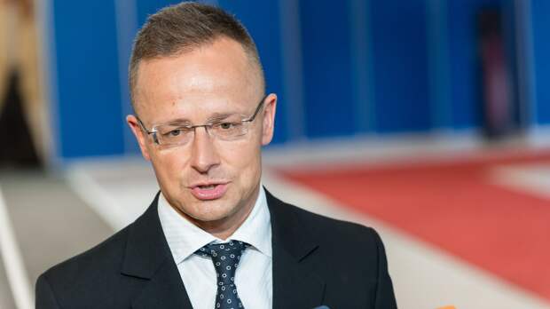 Сийярто сообщил о нападках на Венгрию и Сербию из-за их позиции по Украине