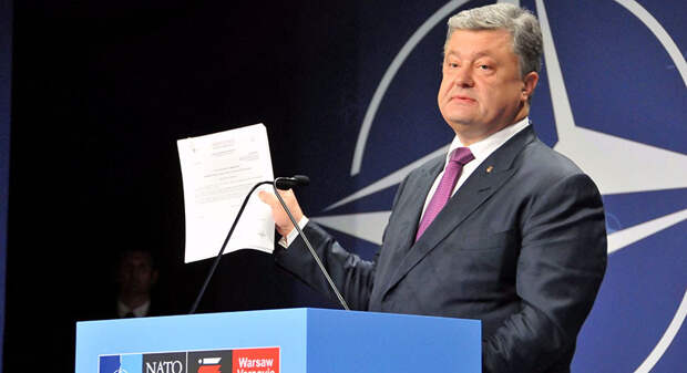 Президент Украины Пётр Порошенко на саммите НАТО в Варшаве