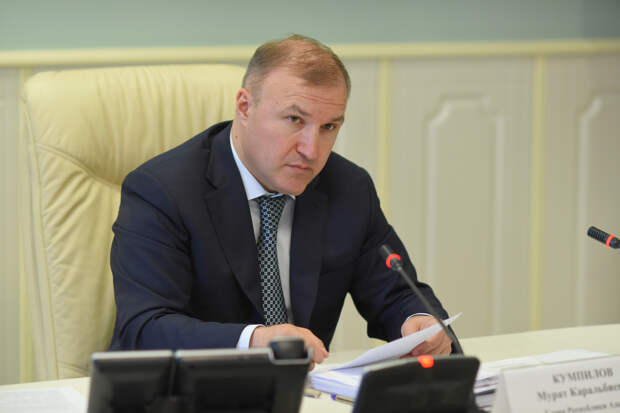 Глава Адыгеи провел планерное совещание кабинета министров республики
