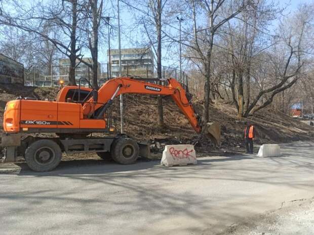 Во Владивостоке стартовал комплексный дорожный ремонт на нескольких участках