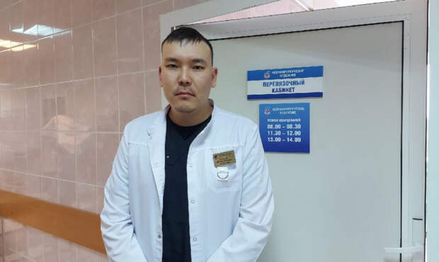 В Новоуренгойской больнице приступил к работе новый нейрохирург