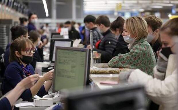 Россиянам объявили выходные, чтобы они понесли заразу по всему миру?