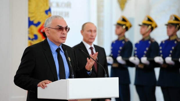 Шахназаров назвал введение уроков кино в школах важным шагом в воспитании молодежи