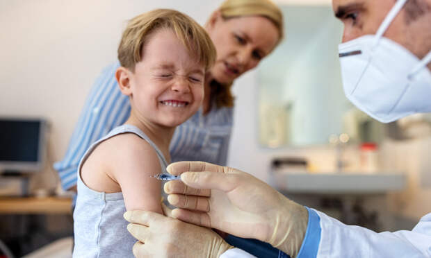 Гид по прививкам: мифы, правда и все остальное
