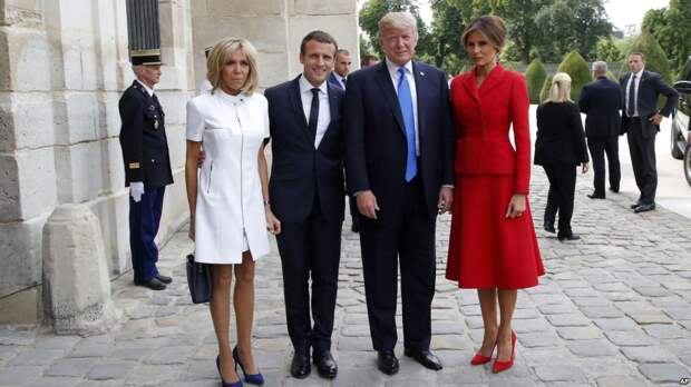 Картинки по запросу Дональд Трамп с женой в франции