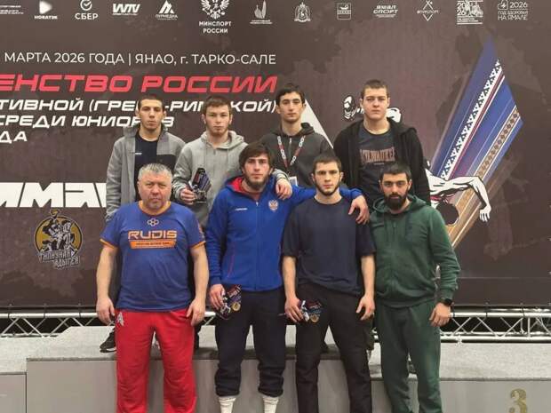 Борцы из Адыгеи завоевали три медали и путевки на Европу и Мир