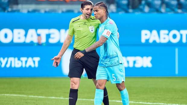 Генич — о скандальном решении судьи в пользу «Зенита» в Кубке России: «Безобразнейший пенальти! Где там фол?!»