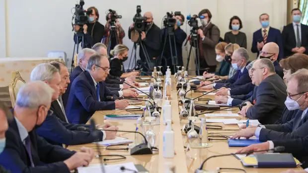 Блинкен обсудил с председателем ОБСЕ Рау итоги его визита в Москву