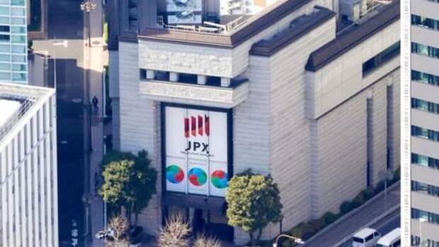 Азиатские рынки бьют рекорды, а золото взлетает. Итоги года