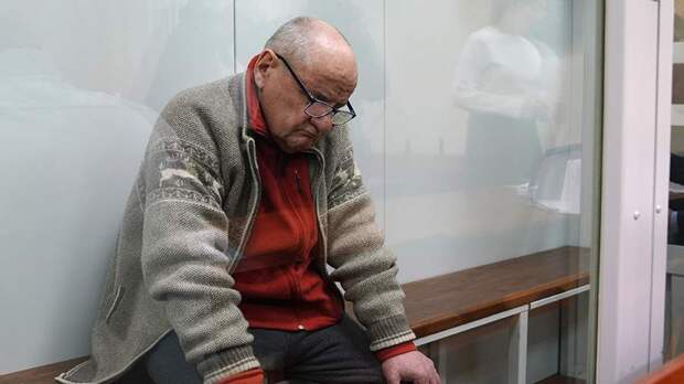 Генерал Попов получил автомобиль Lexus за привилегии при стройке Генштаба