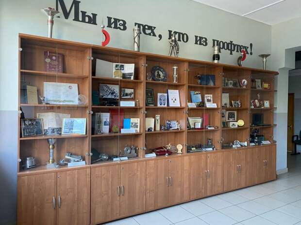В музее Политехнического колледжа на Бибиревской появились новые экспонаты